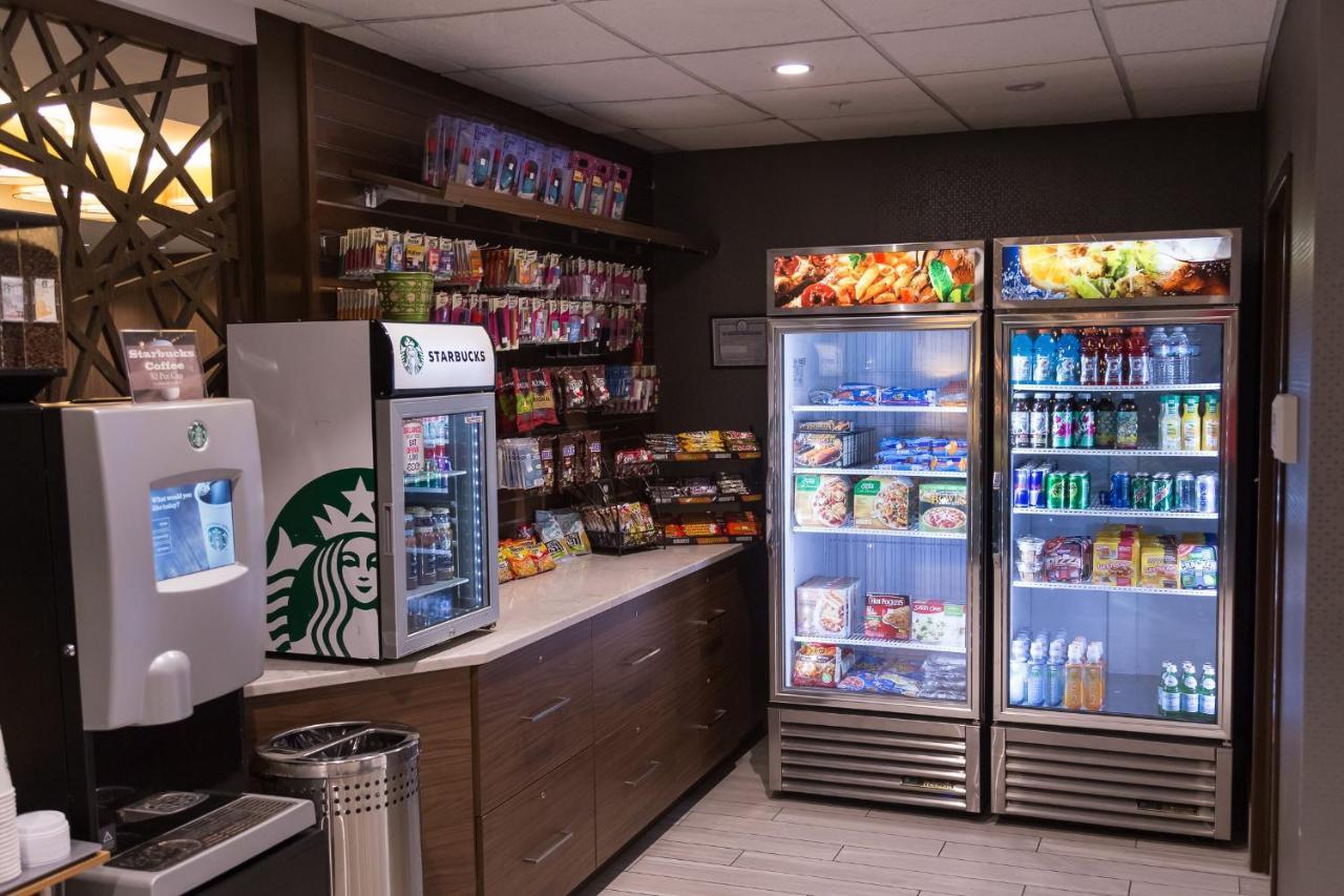 & Syracuse Airport - By Ihg Hotel