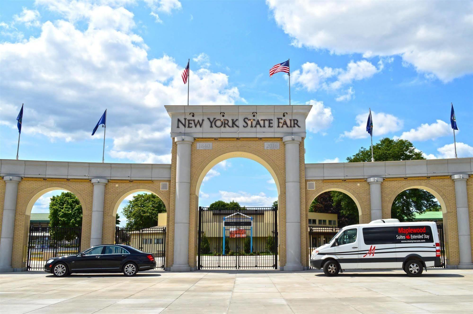 Hotel & Syracuse Airport - By Ihg 3*